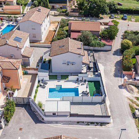 Casa Tara Three-Bedroom Holiday Home PUY 외부 사진