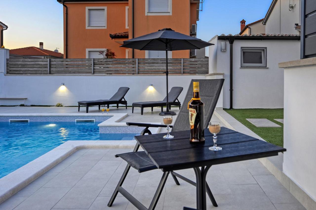 Casa Tara Three-Bedroom Holiday Home PUY 외부 사진