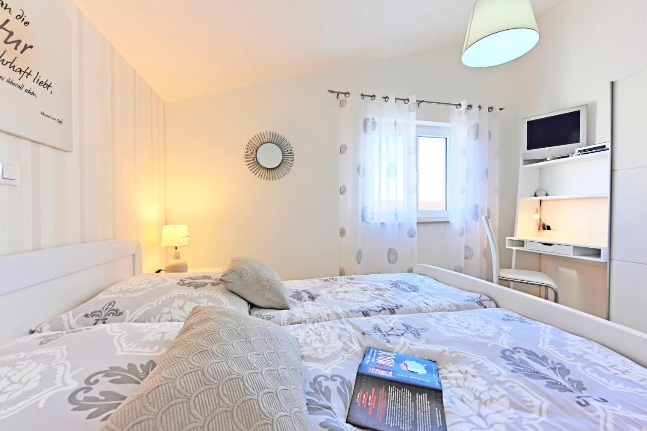 Casa Tara Three-Bedroom Holiday Home PUY 외부 사진