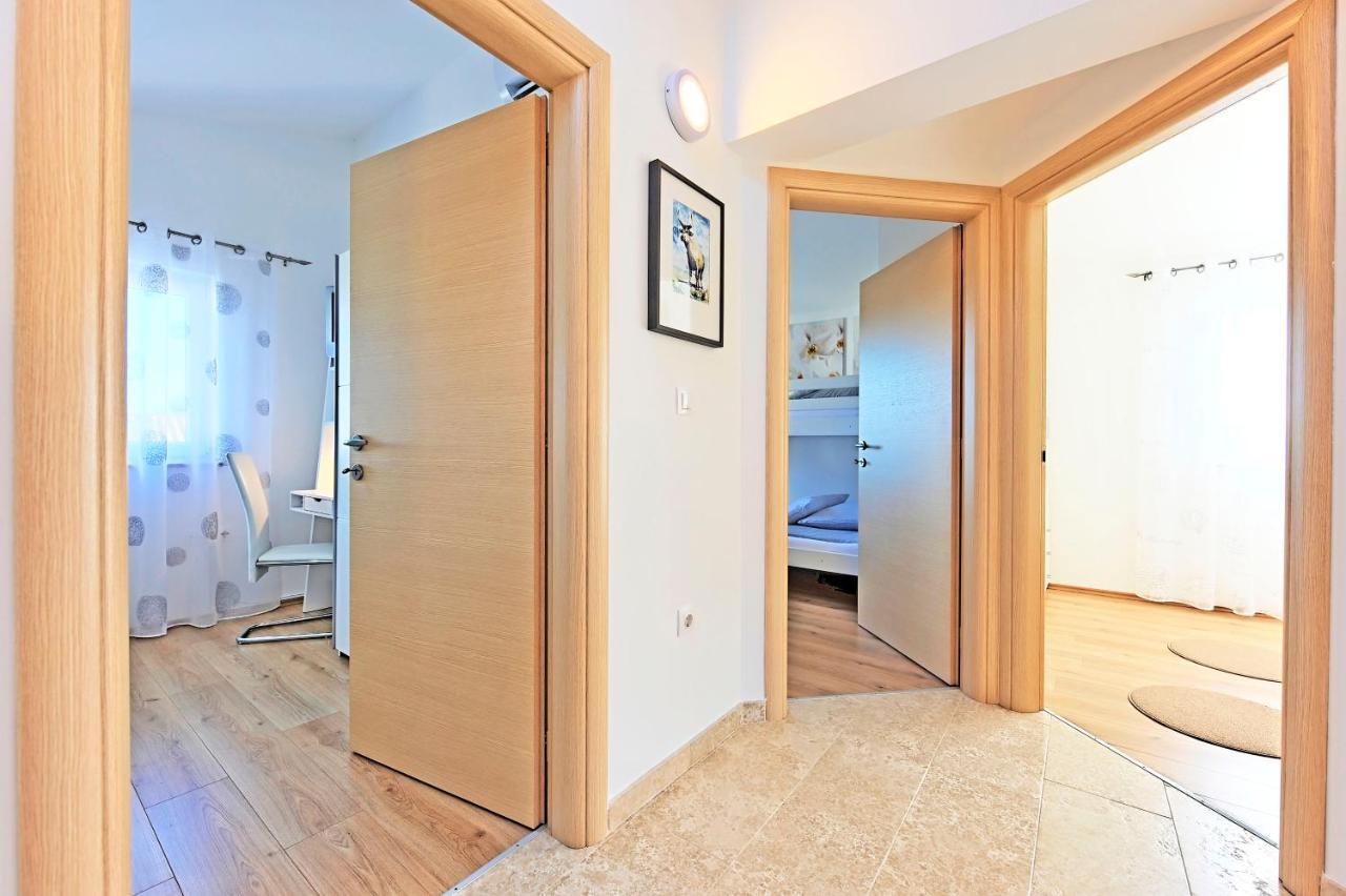 Casa Tara Three-Bedroom Holiday Home PUY 외부 사진