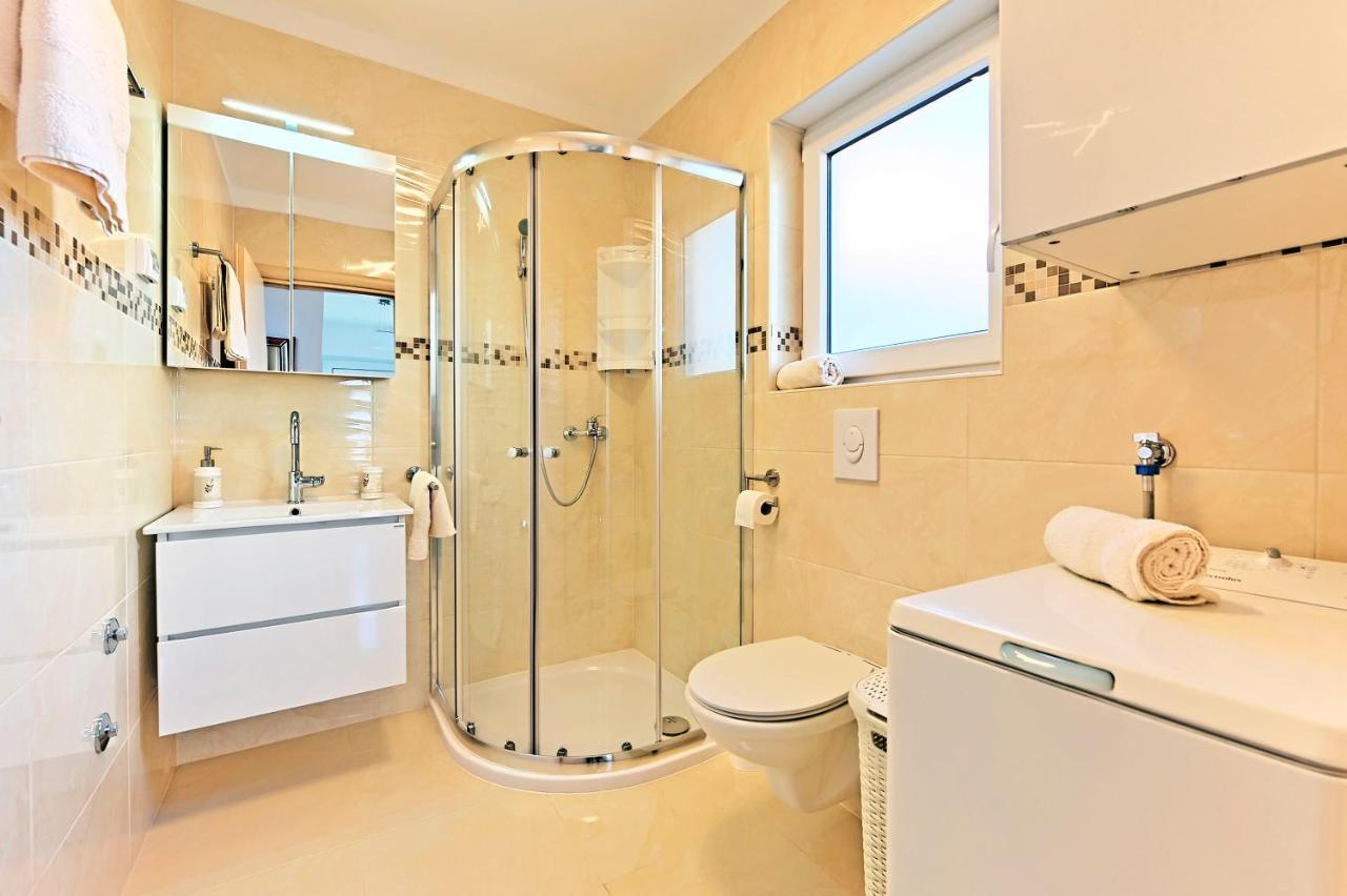 Casa Tara Three-Bedroom Holiday Home PUY 외부 사진