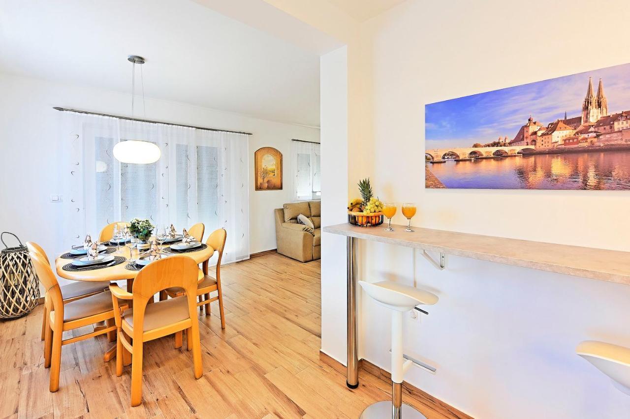 Casa Tara Three-Bedroom Holiday Home PUY 외부 사진