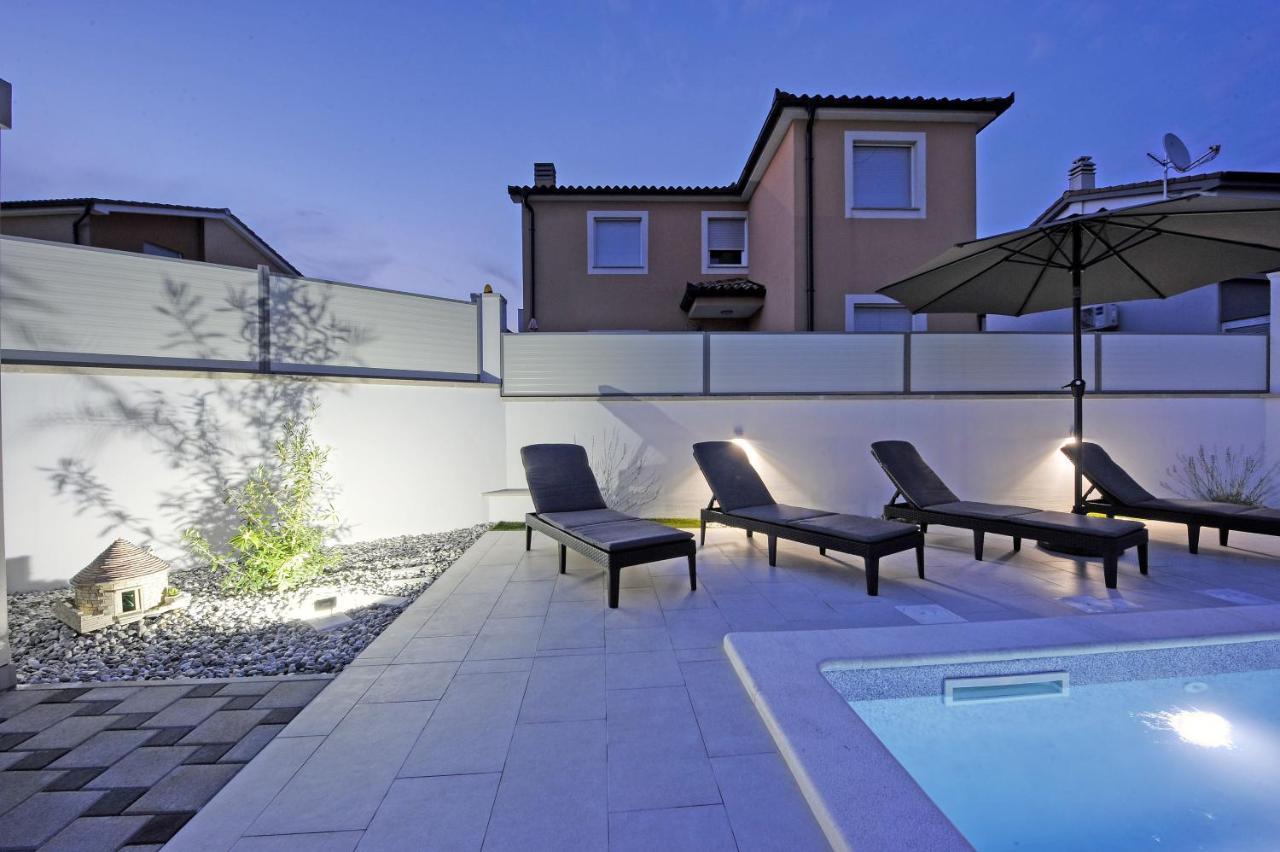 Casa Tara Three-Bedroom Holiday Home PUY 외부 사진